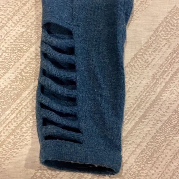 Chaser Girls Blue Knit Cut Out Leggings - Picture 2 of 6